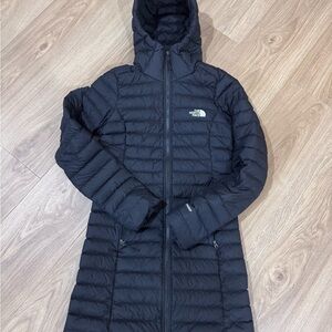 The North Face Women's Black Stretch Down Parka